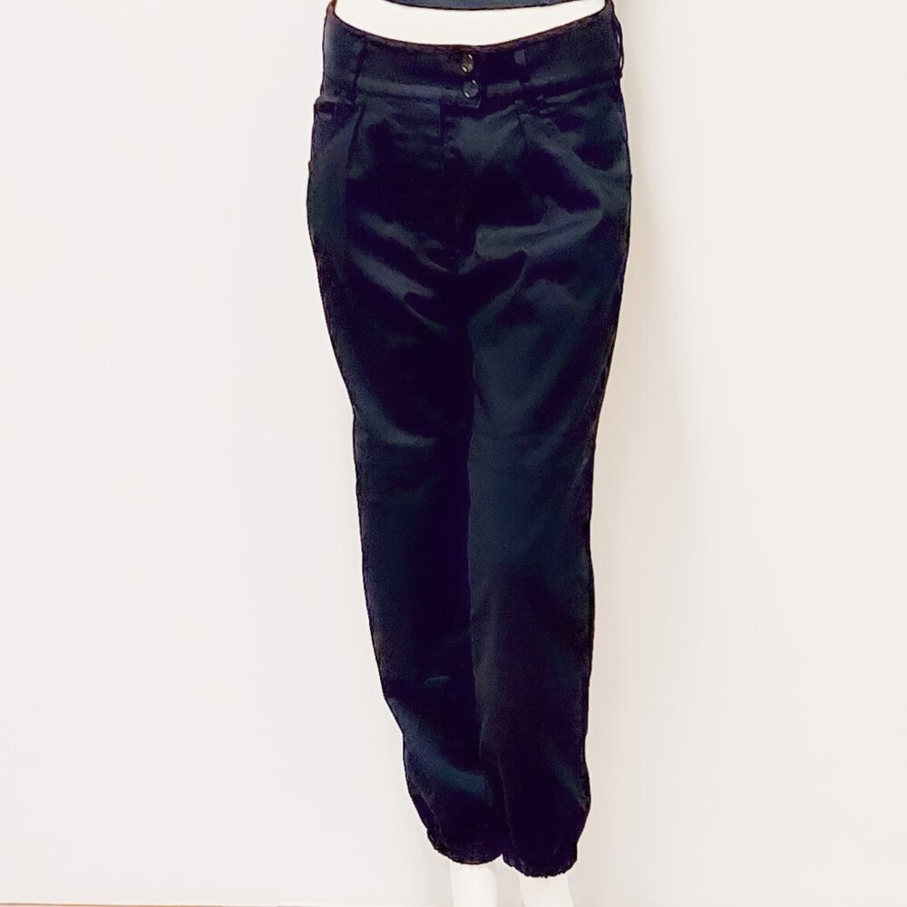 Nili Lotan Pleated “Military” Elasticized Cuff Mid-Rise Black Pants Size: 4